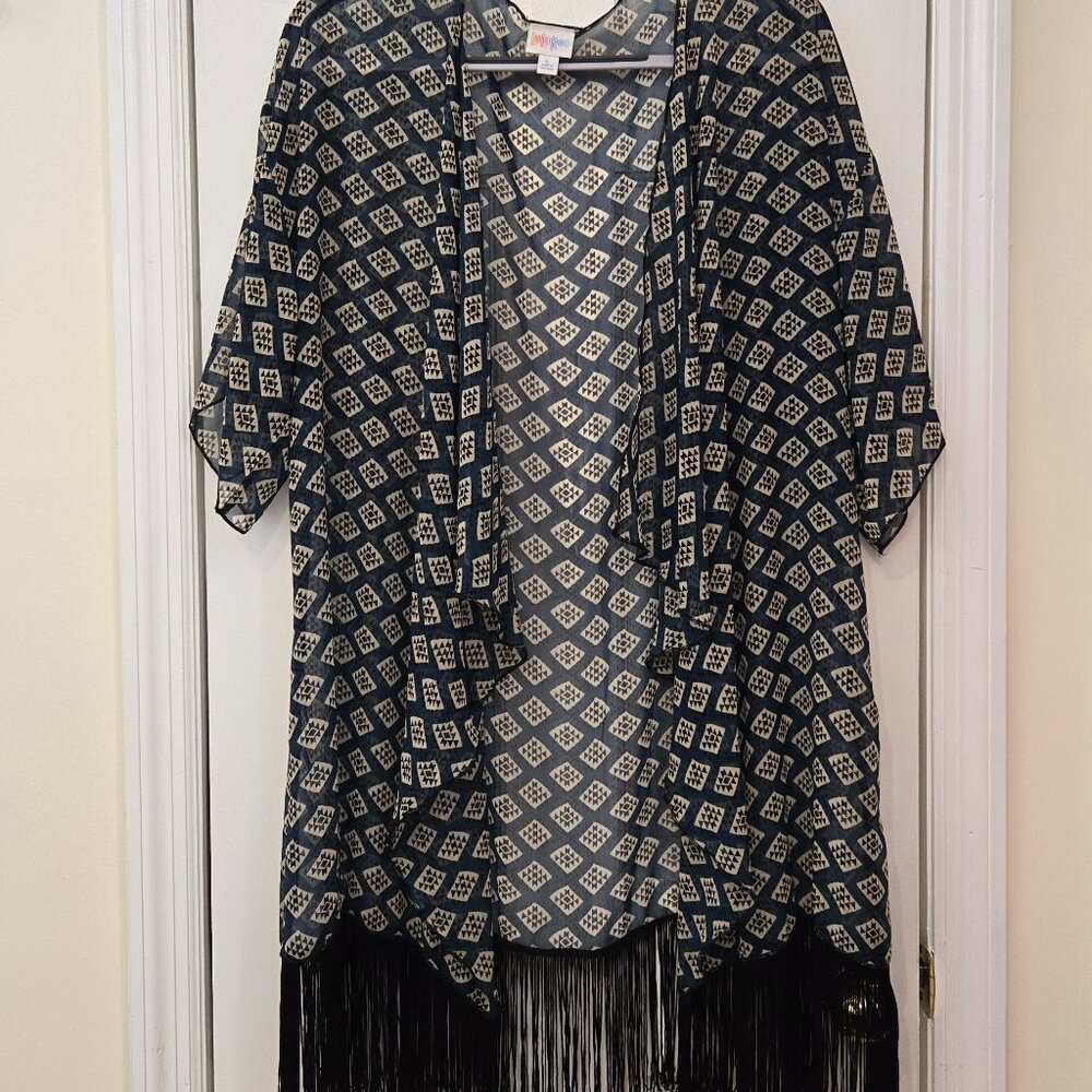 LuLaRoe Monroe kimono with fringe - L